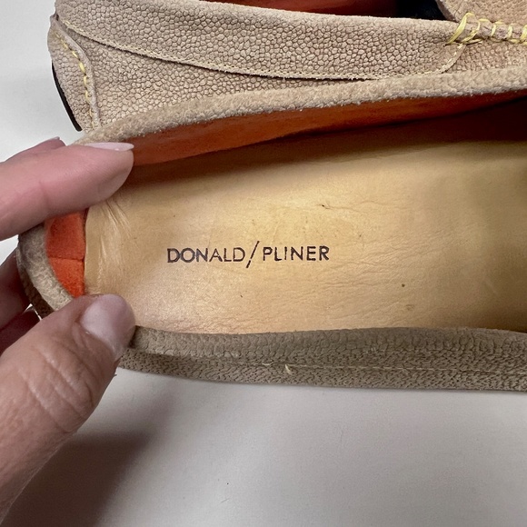 Authentic Donald Pliner Varran Embossed Suede Beige Slip-On Driving Moc SZ 11.5 - Picture 5 of 11